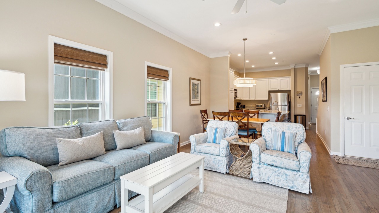 Photo of Livingroom in Waters Edge