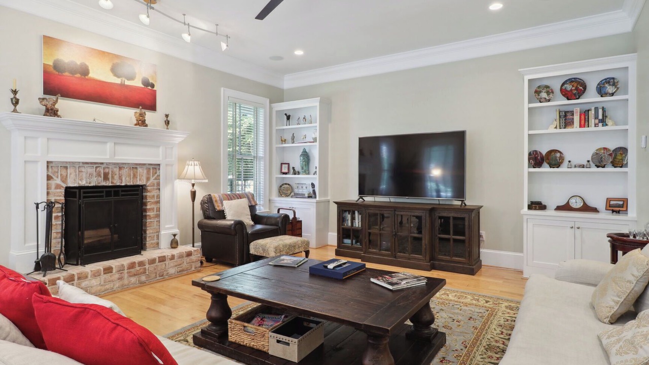 Photo of Livingroom in Beach Institute