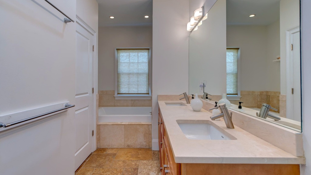 Photo of Bathroom in Isle of Palms