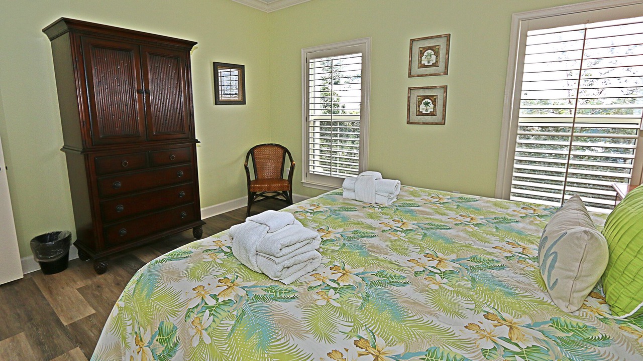 Photo of Bedroom in North Forest Beach