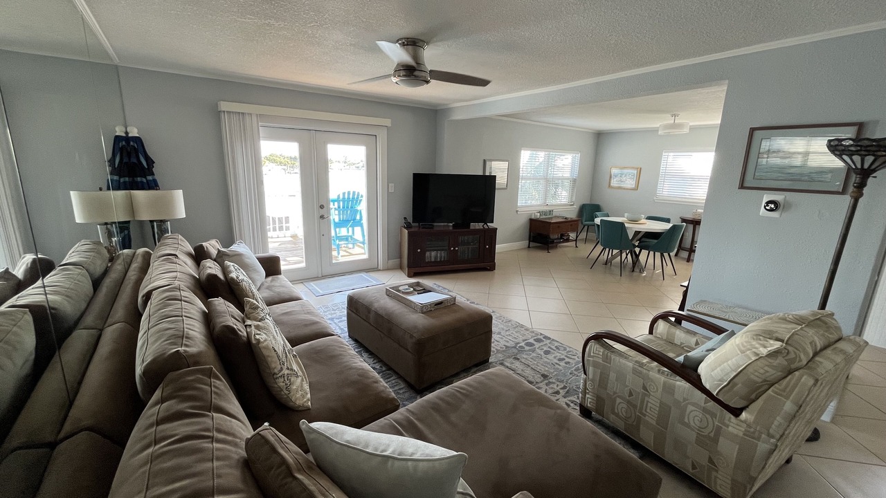 Photo of Bedroom in Treasure Island