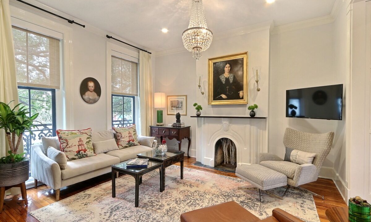 Photo of Livingroom in Historic Downtown Savannah
