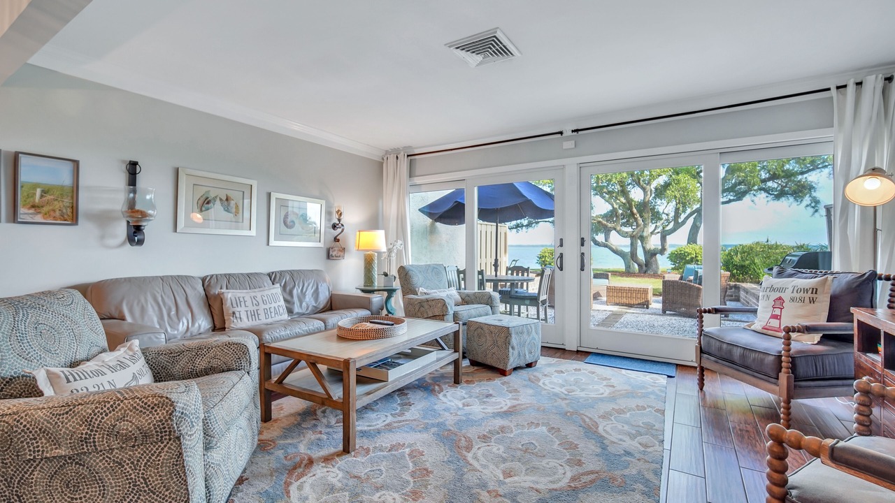 Photo of Livingroom in Harbour Town