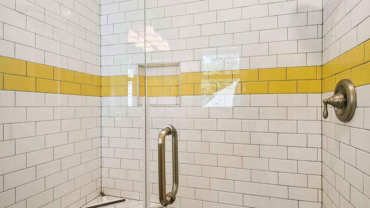 Photo of Bathroom in South Beach