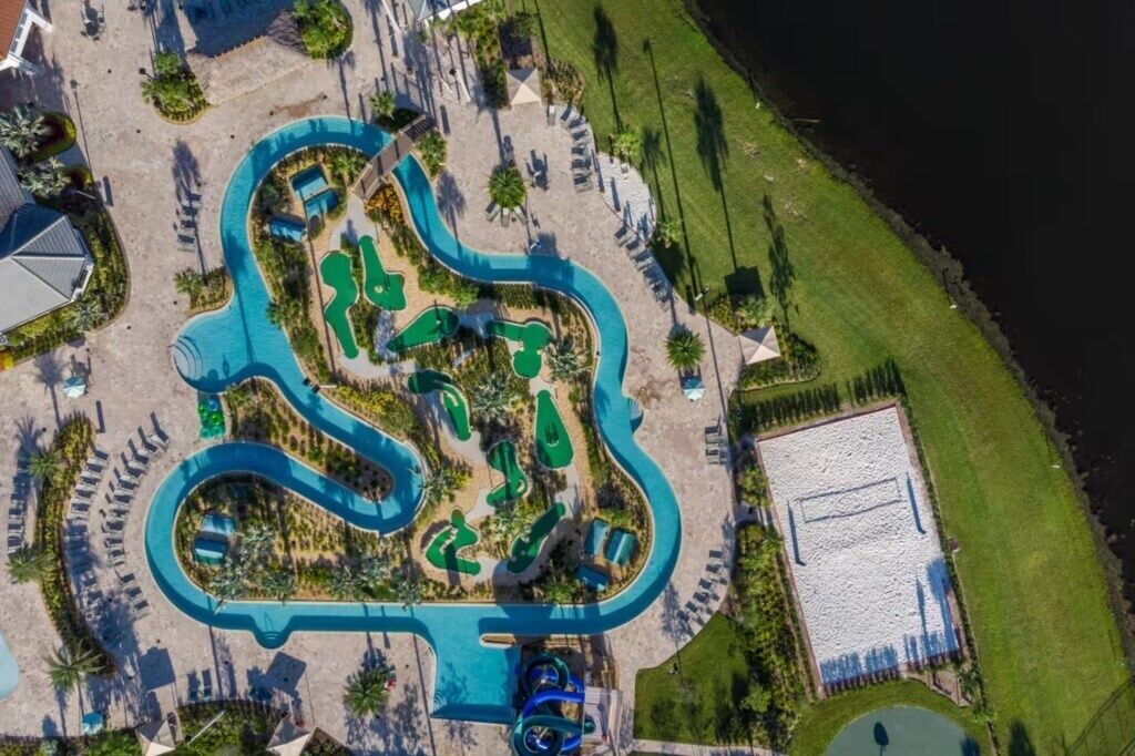 Photo of Others in Bay Lake