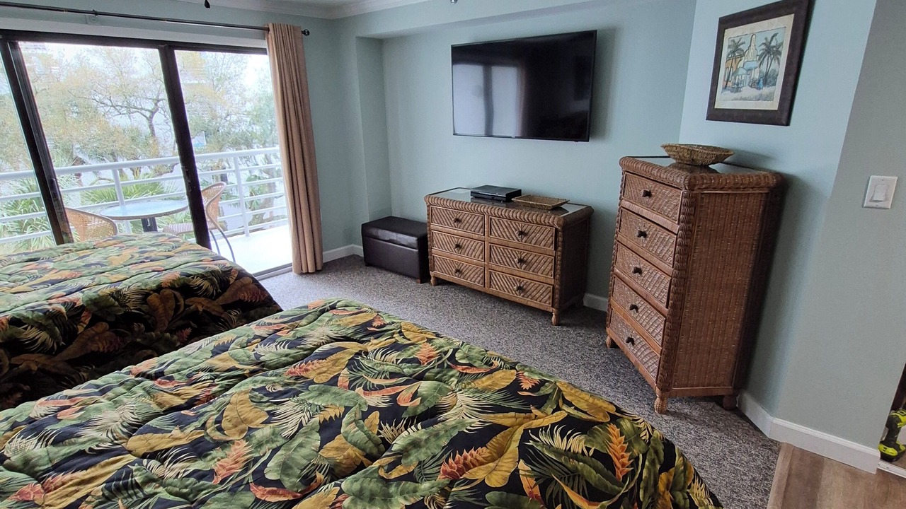 Photo of Bedroom in Palmetto Dunes