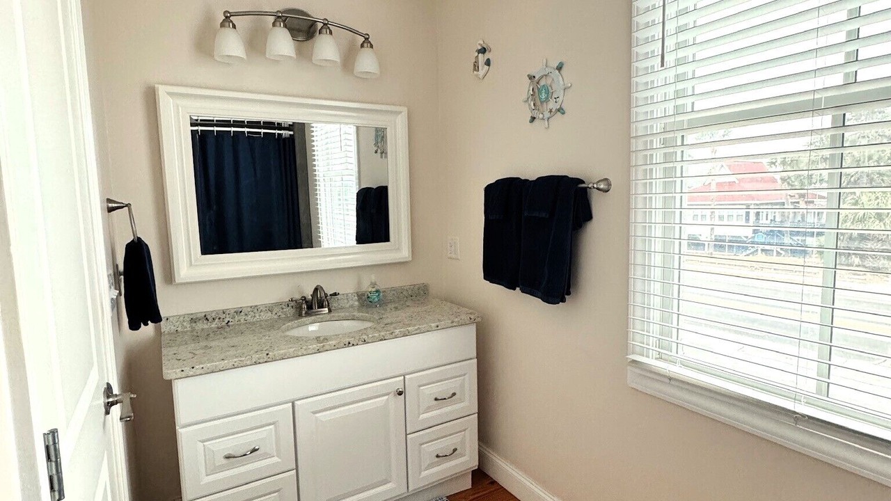 Photo of Bathroom in Edisto Island