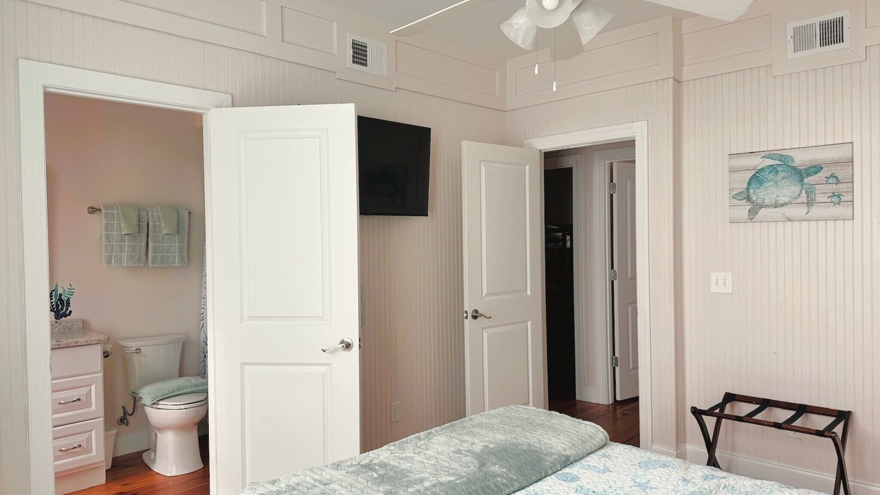 Photo of Bedroom in Edisto Island