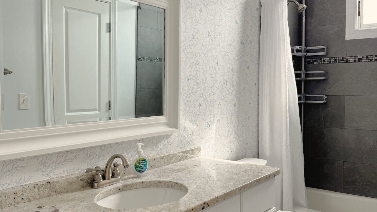 Photo of Bathroom in Edisto Island