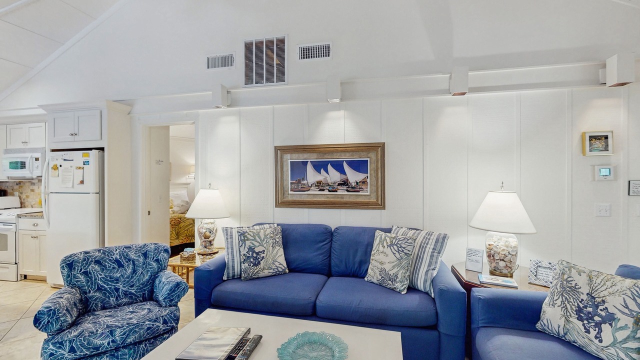 Photo of Livingroom in Night Heron