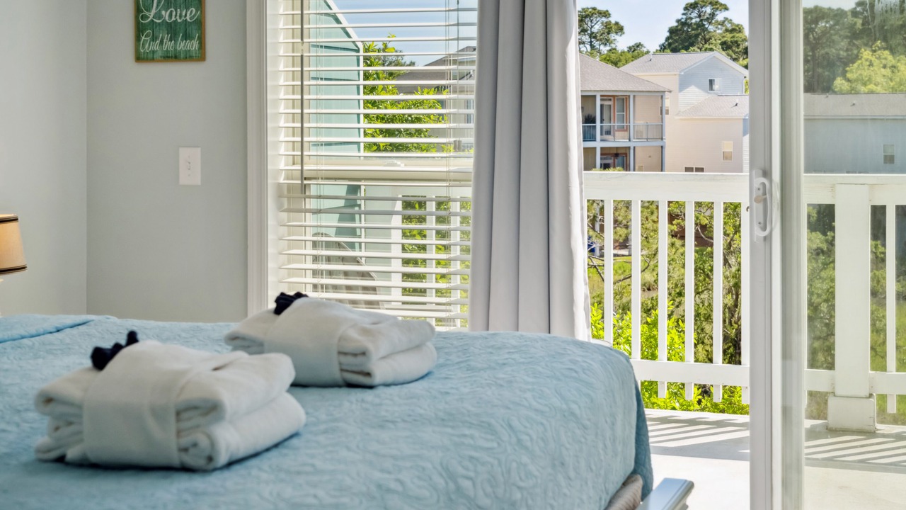 Photo of Patio Balcony in Waters Edge