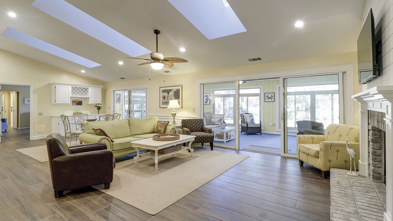 Photo of Livingroom in Shipyard Plantation