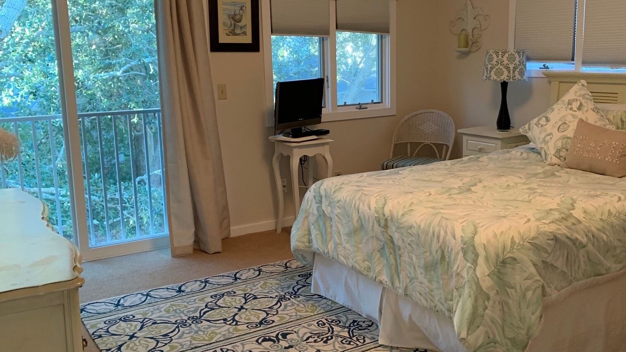 Photo of Bedroom in Isle of Palms