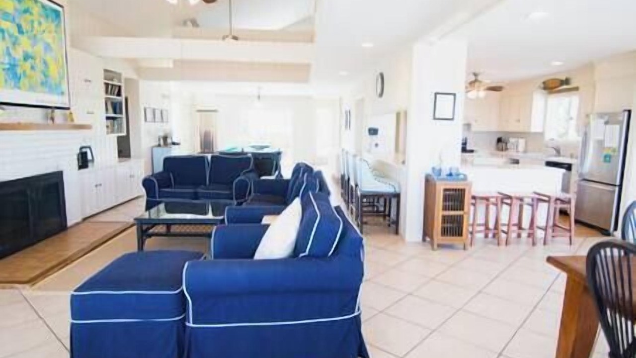 Photo of Livingroom in Sullivan's Island