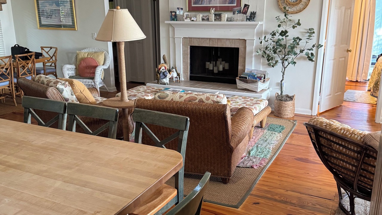 Photo of Livingroom in West Beach