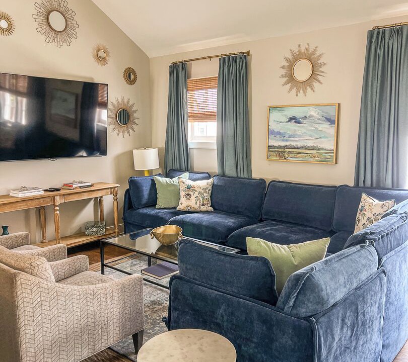 Photo of Livingroom in Cannonborough Elliotborough