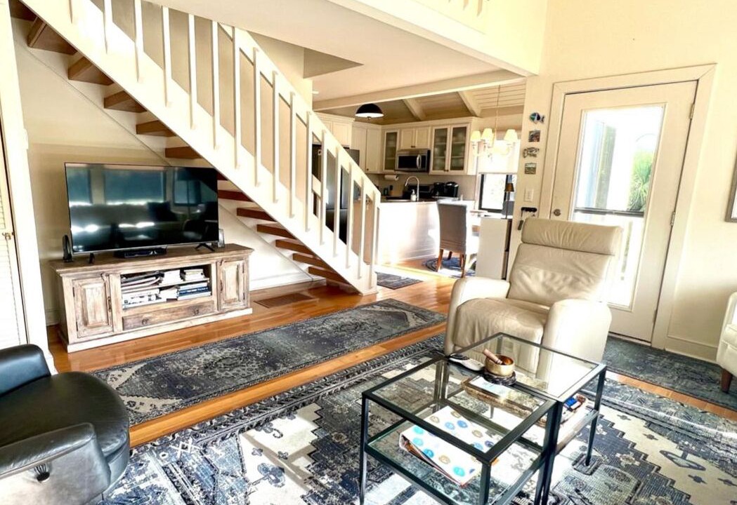 Photo of Livingroom in Sealoft Villas