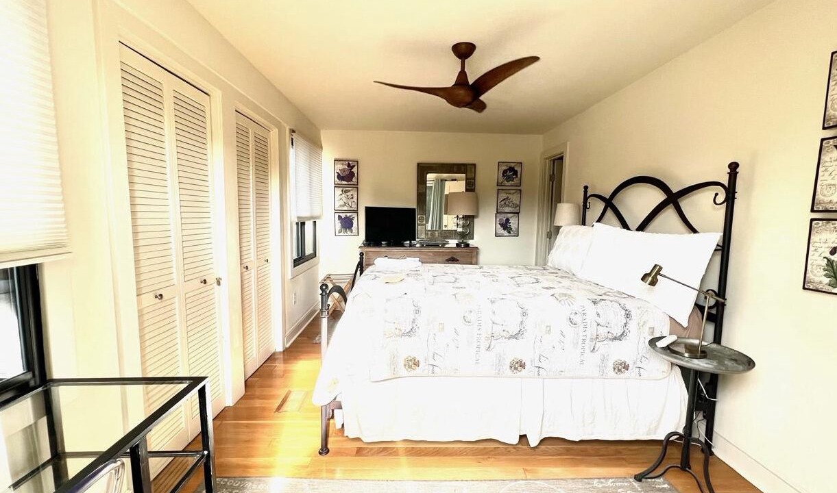 Photo of Bedroom in Sealoft Villas