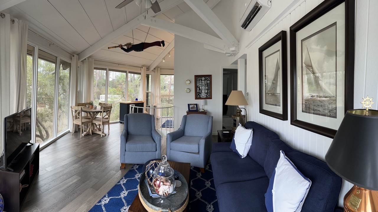 Photo of Livingroom in Sea Pines
