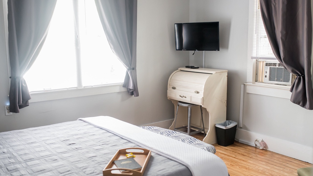 Photo of Bedroom in Summerville Historic District