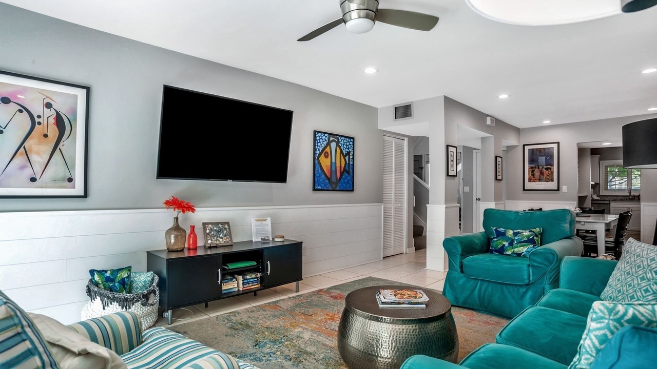 Photo of Livingroom in Harbour Town