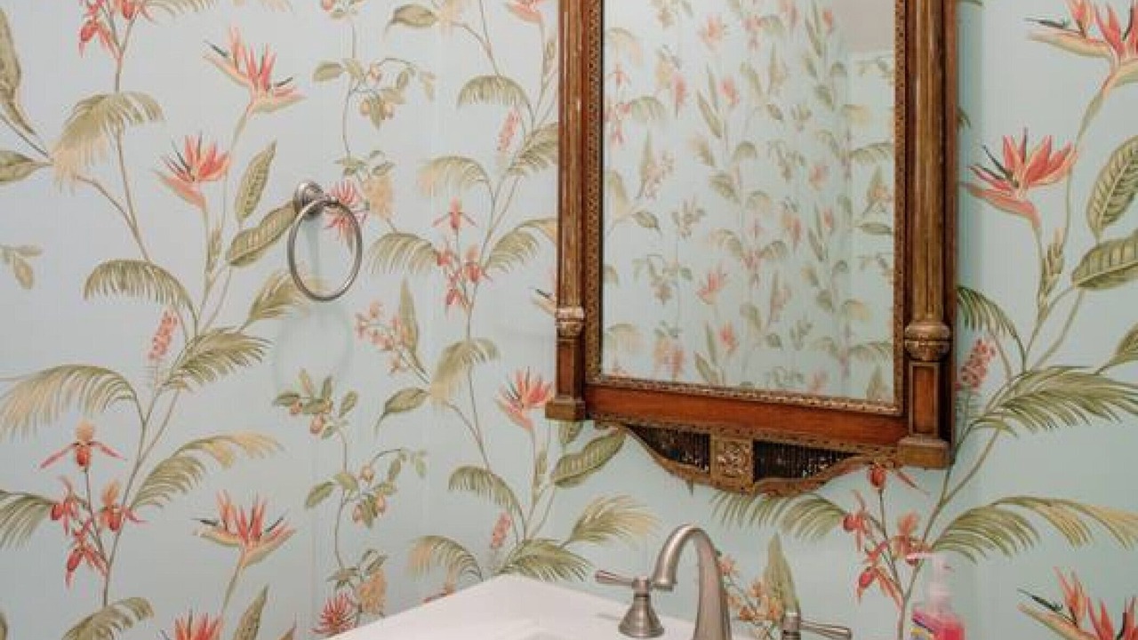 Photo of Bathroom in Historic District - North