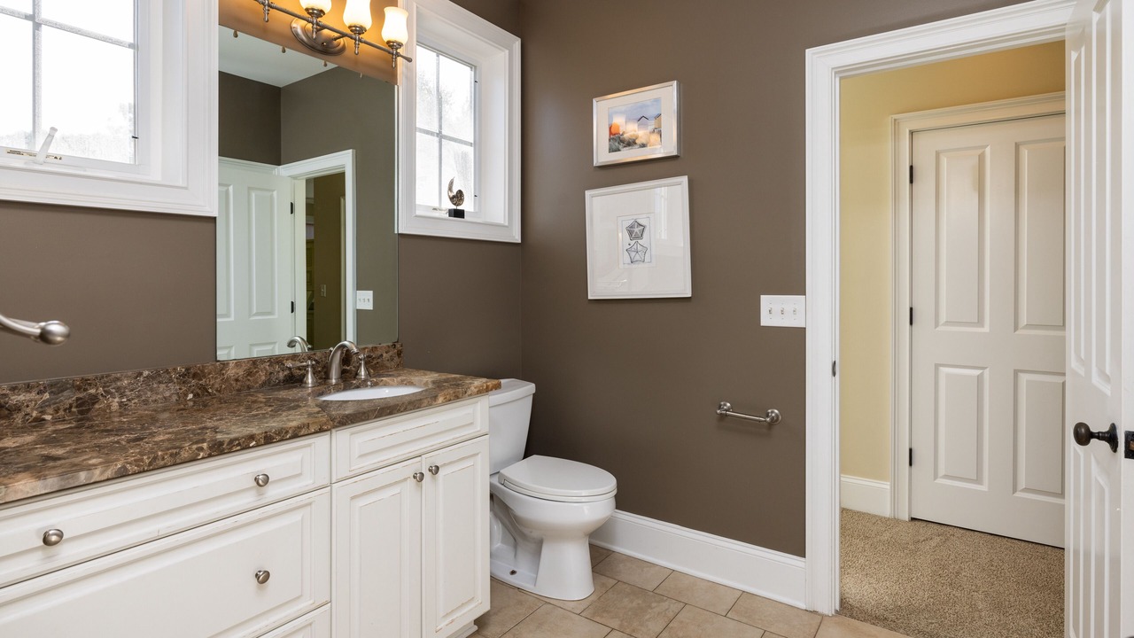 Photo of Bathroom in Sunset Point