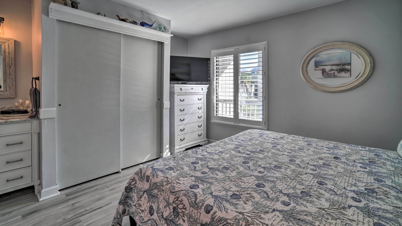 Photo of Bedroom in Oceanmarsh Subdivision