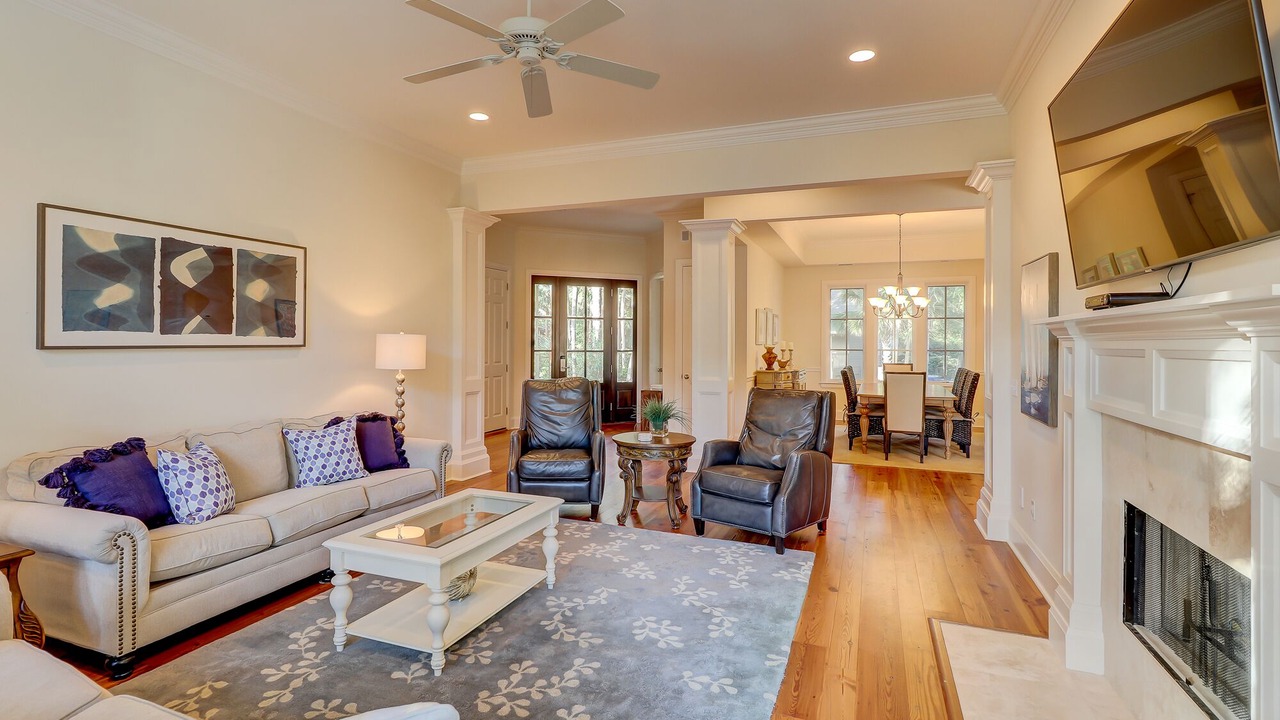 Photo of Livingroom in Oceanside