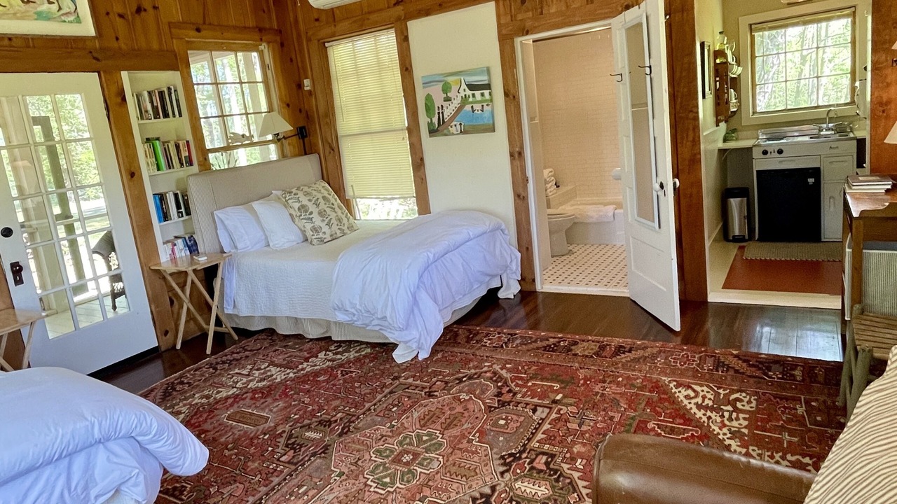 Photo of Bedroom in Shaw