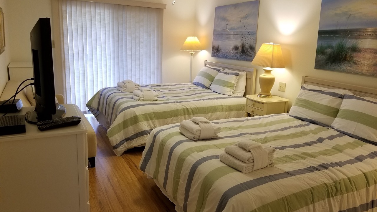 Photo of Bedroom in Palmetto Dunes