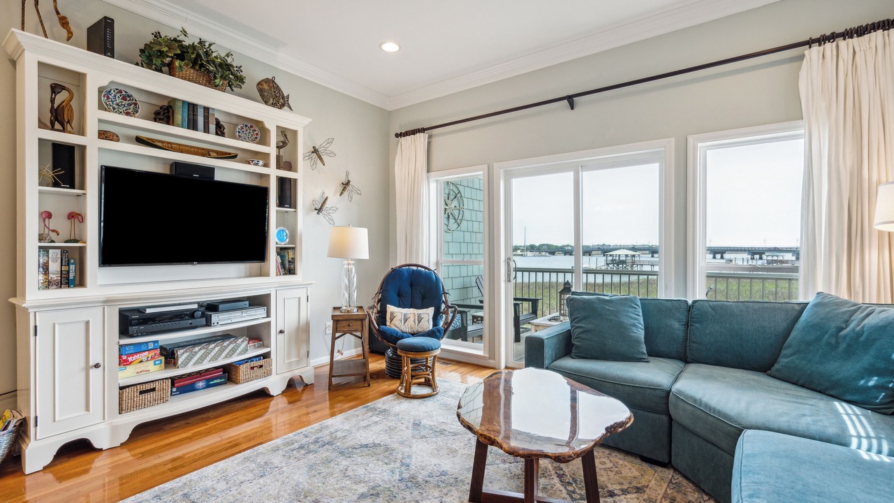 Photo of Bedroom in Waters Edge