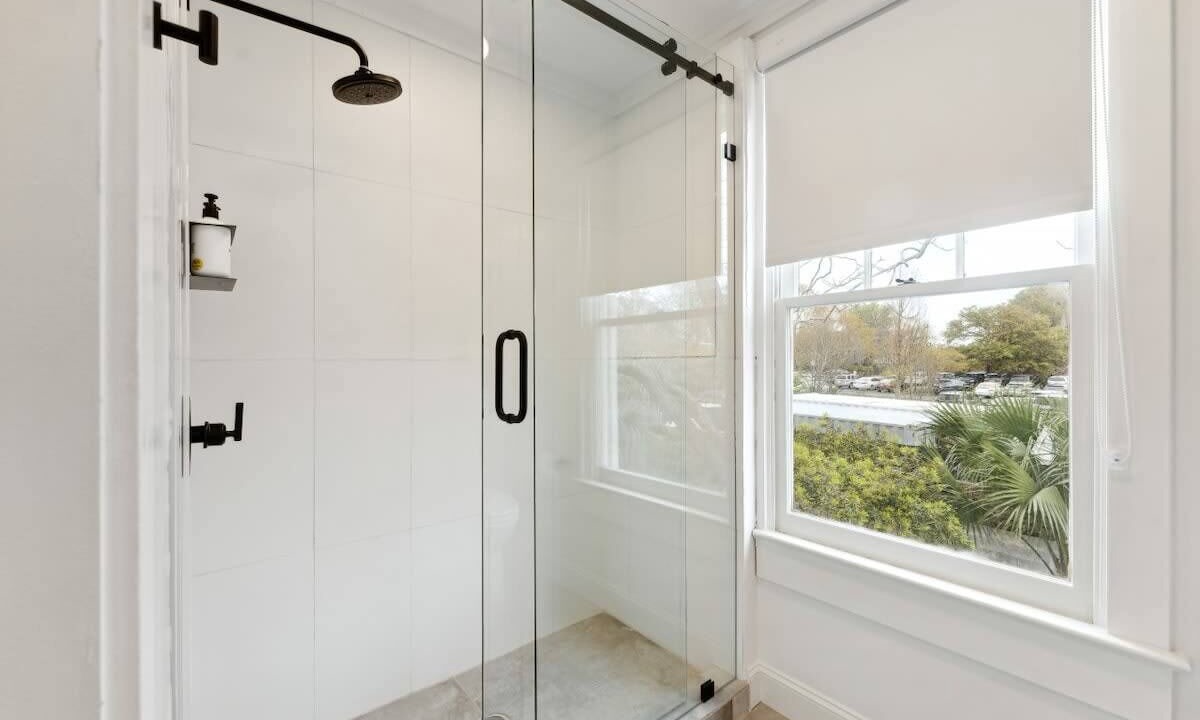 Photo of Bathroom in Cannonborough Elliotborough