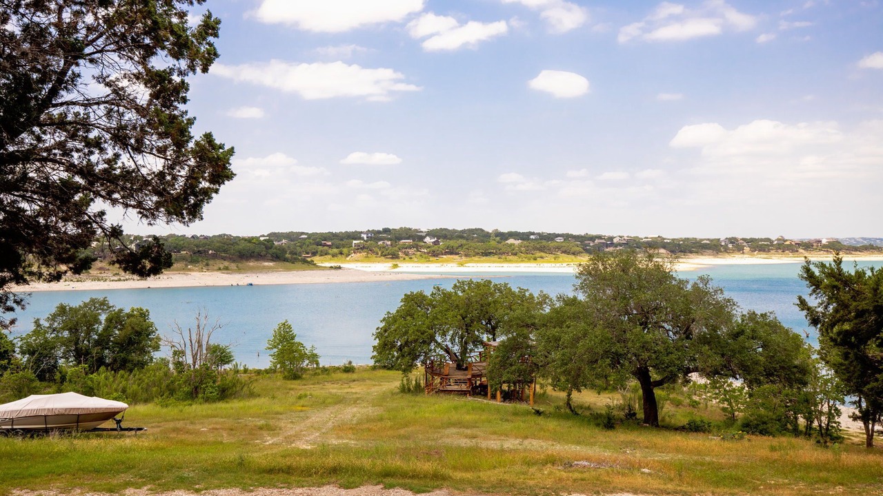 Photo of Others in Canyon Lake