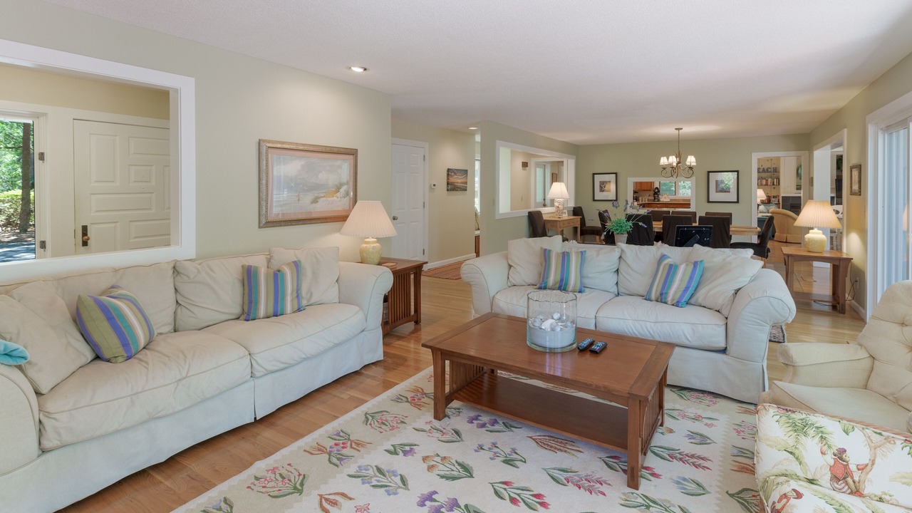 Photo of Livingroom in West Beach
