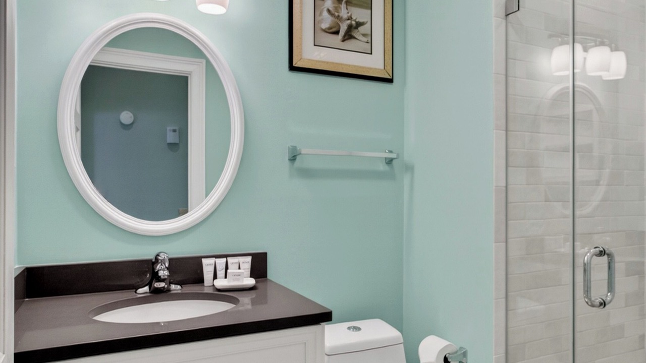 Photo of Bathroom in Twin Oaks