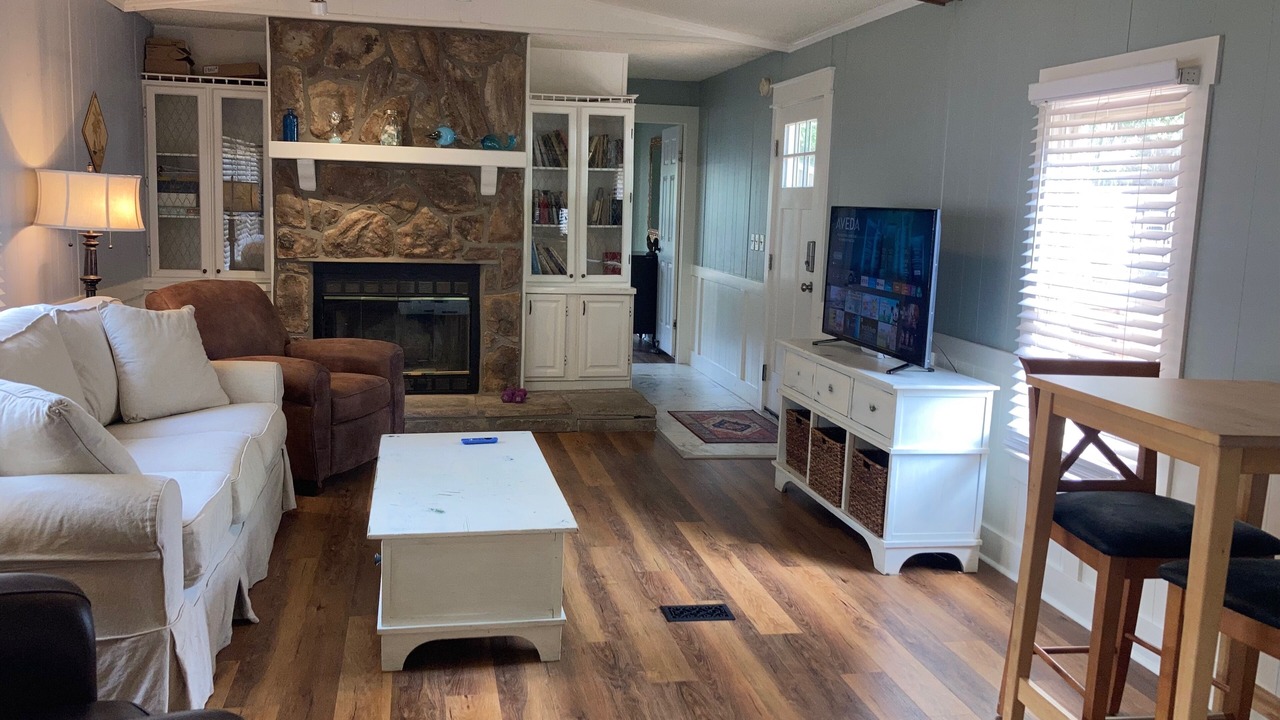 Photo of Livingroom in Burton