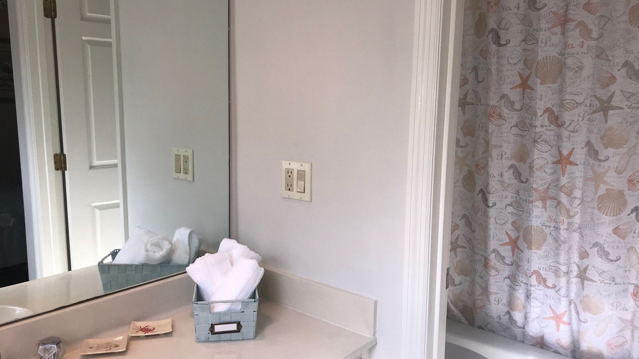 Photo of Bathroom in Shipyard Plantation