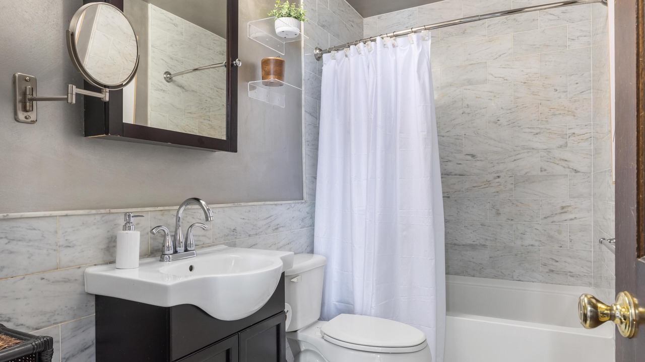 Photo of Bathroom in Downtown Charleston