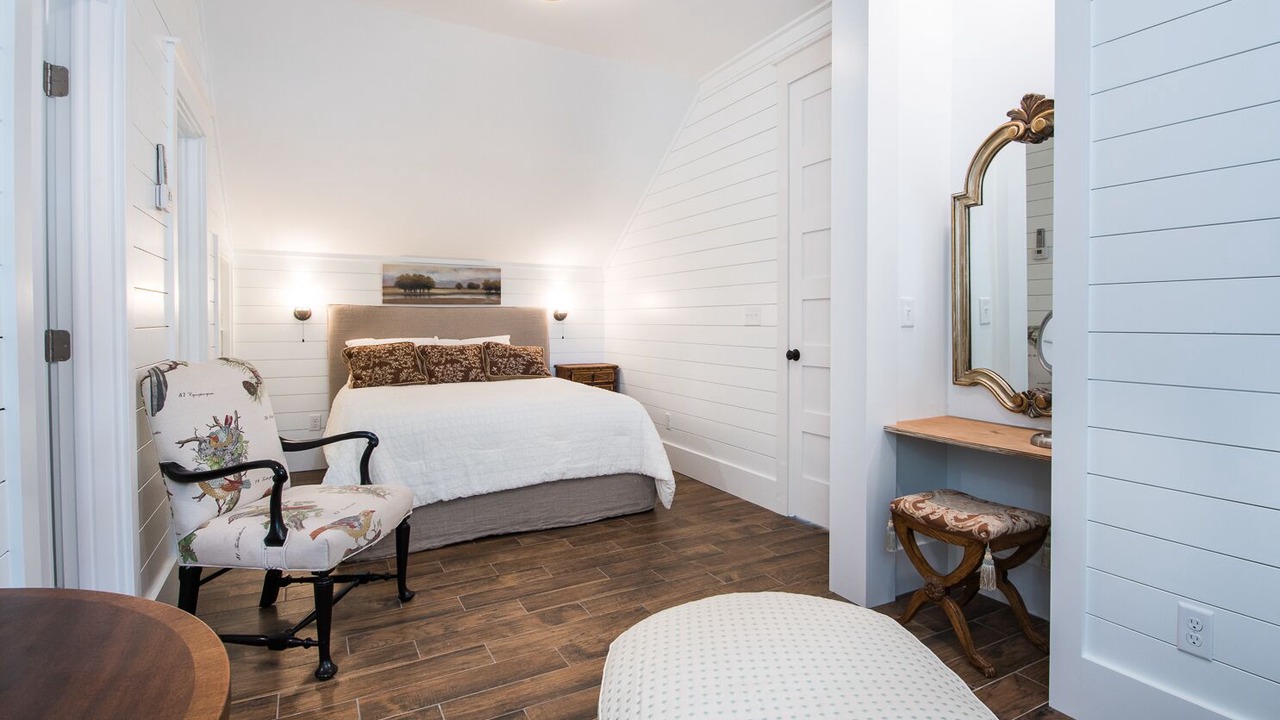 Photo of Bedroom in Old Village