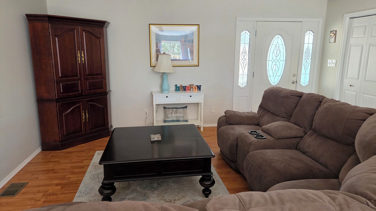 Photo of Livingroom in Lost Bridge Village