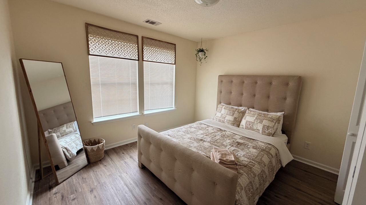 Photo of Bedroom in Port Wentworth