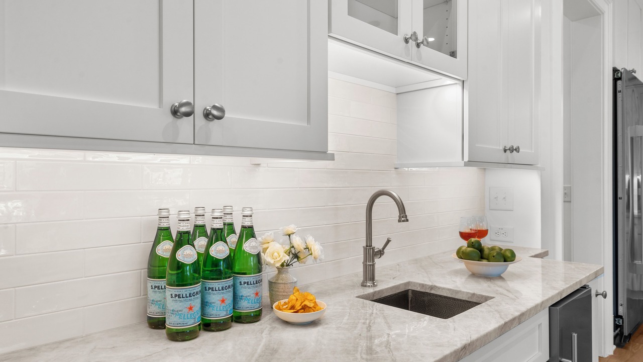 Photo of Kitchen in Vanderhorst Plantation