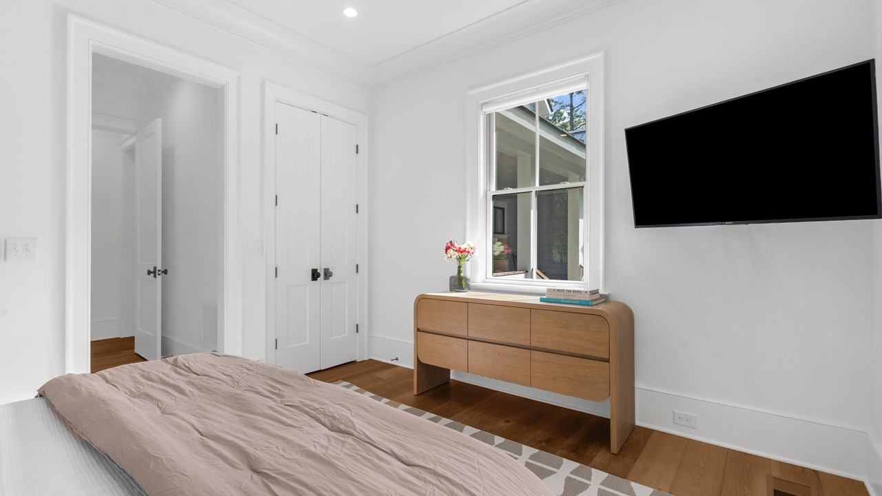 Photo of Bedroom in Vanderhorst Plantation