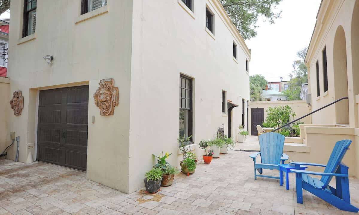 Photo of Patio Balcony in Savannah Victorian District