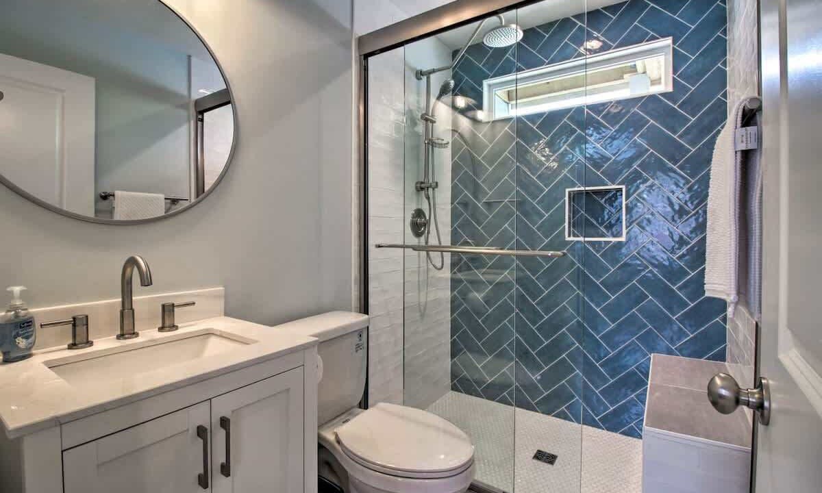 Photo of Bathroom in The Point