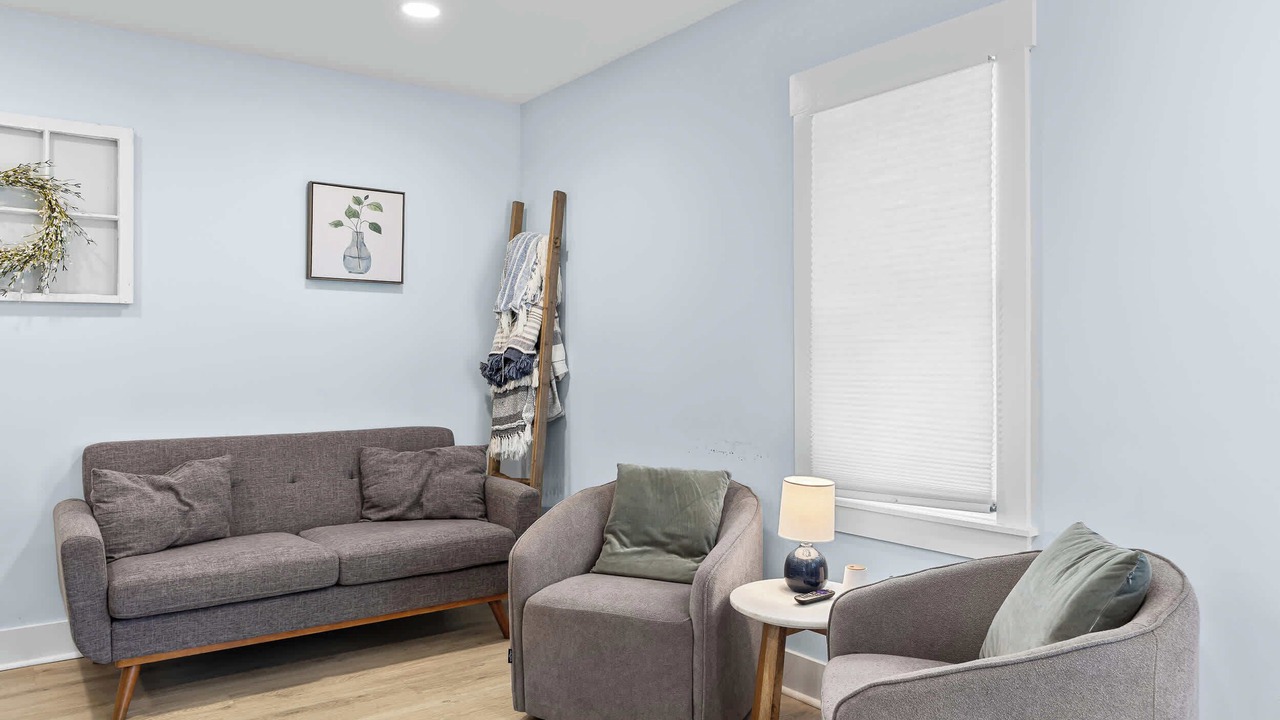 Photo of Livingroom in The Point
