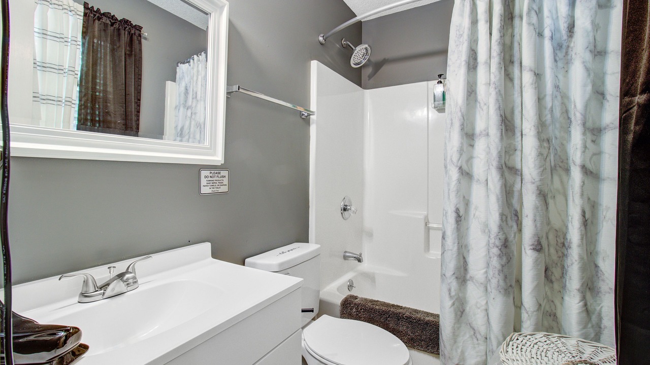 Photo of Bathroom in Varnville
