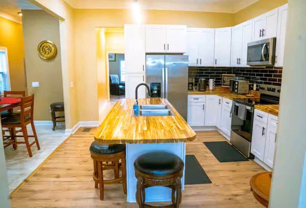 Photo of Kitchen in Thomas Square