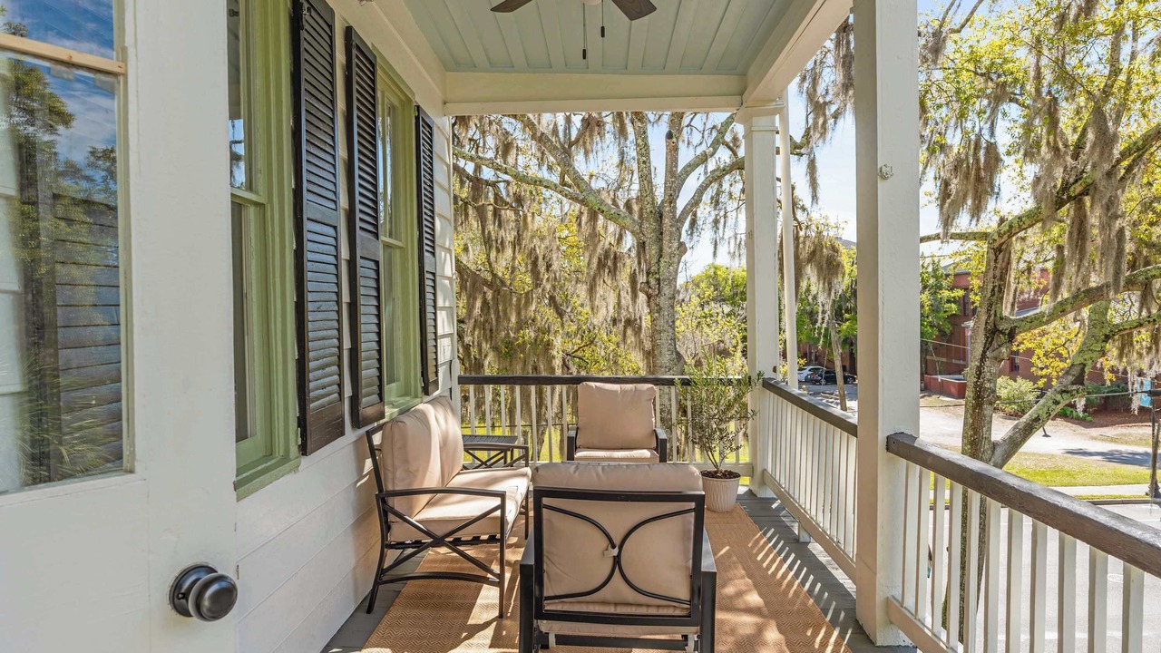 Photo of Patio Balcony in The Old Commons